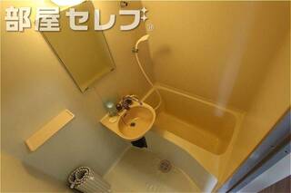 キレイなバスルームです。