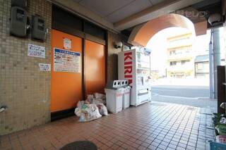 自動販売機もあります。