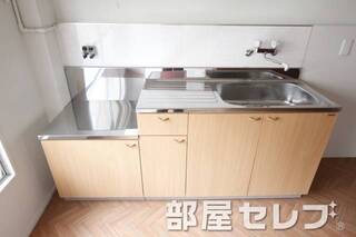 2口コンロが置けるキッチン。