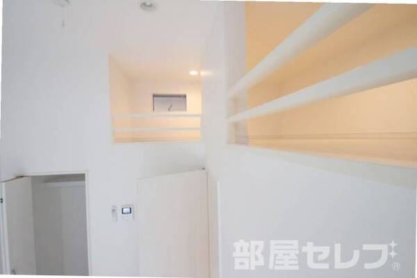 ※103号室の写真を流用しています。