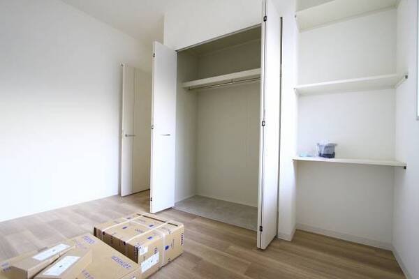 内装工事中の写真になります