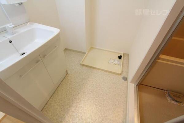 室内洗濯機置き場です。