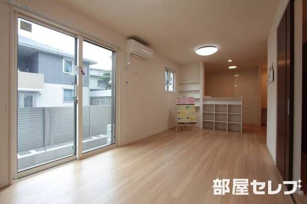 大きなリビングです
