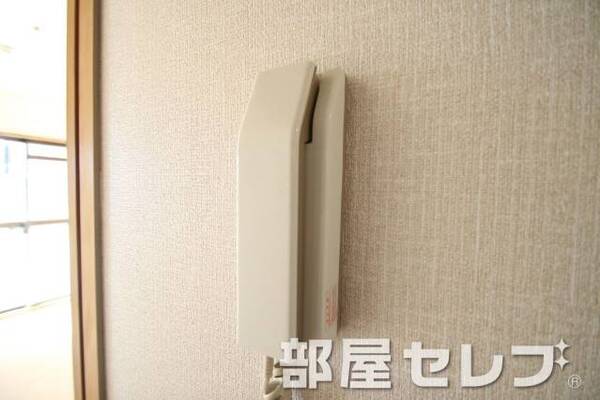 インターホン。