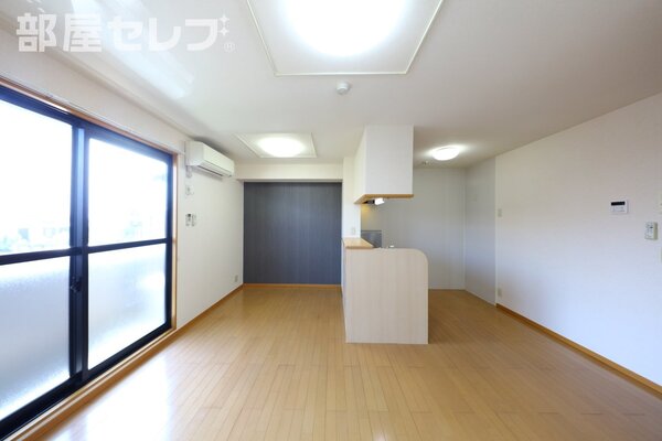 収納充実のお部屋です。