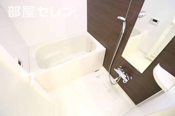 キッチンも広め