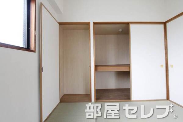 各部屋に収納あります。他号室の写真です。