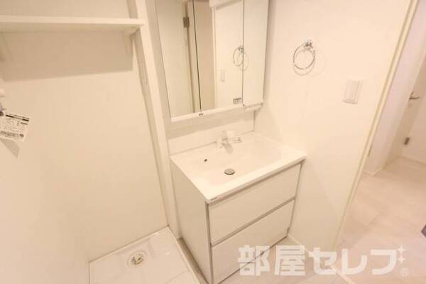 ※103号室の写真を流用しています。