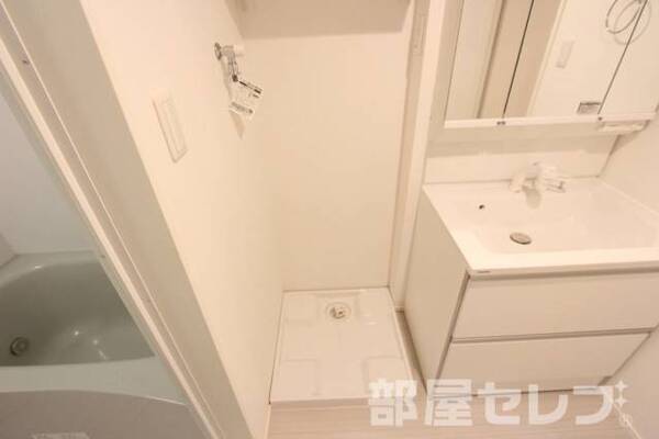 ※103号室の写真を流用しています。