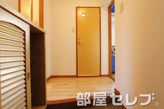 玄関見ても綺麗ですね。イメージ写真