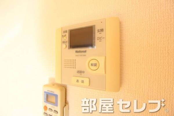 安心TVモニターホンです。