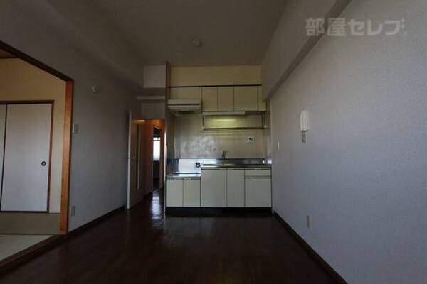 和室と間続きなので広く使えます。