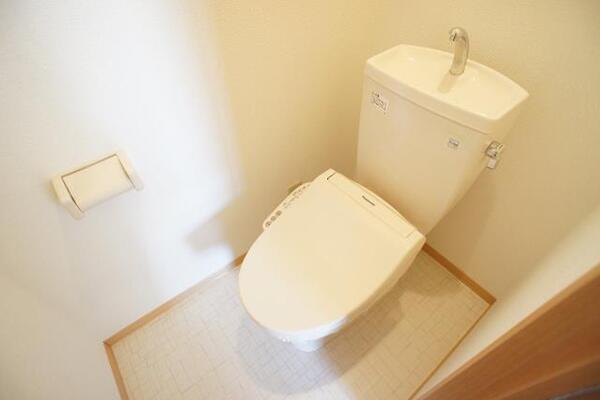 ウォシュレット付きです　写真は202です