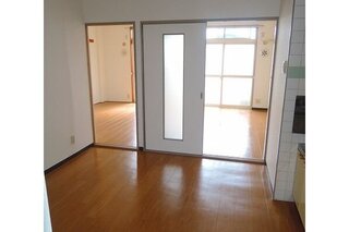 広めのダイニングです
