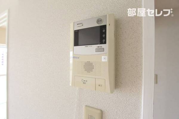 ※302号室の写真参照