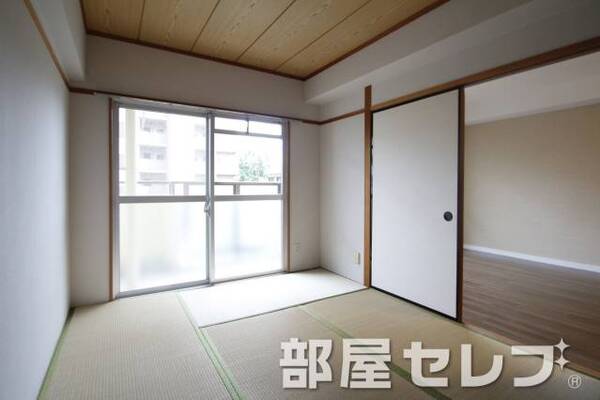 南側和室。