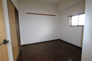 各お部屋に窓があります