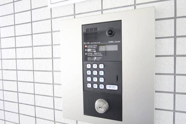 オートロックでセキュリティも安心ですね