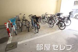自転車置場。