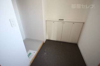 広い玄関