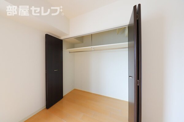 南側の収納です。