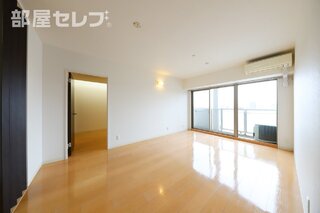 リビング窓側です。