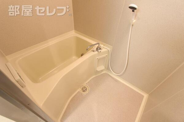 反転タイプのお部屋の写真です。