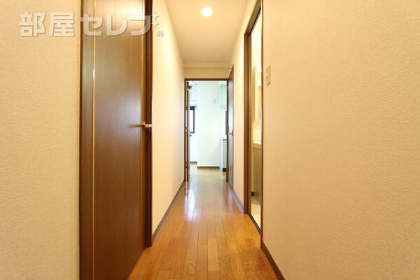 反転タイプのお部屋の写真です。