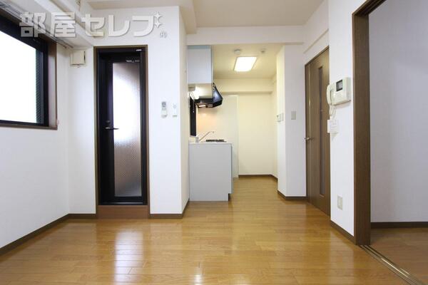反転タイプのお部屋の写真です。