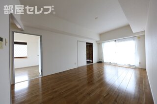 反転タイプのお部屋の写真です。