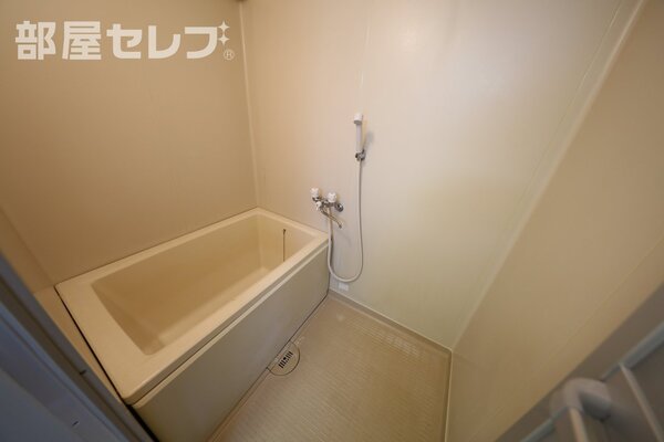 反転タイプのお部屋の写真です。
