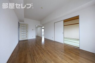 反転タイプのお部屋の写真です。