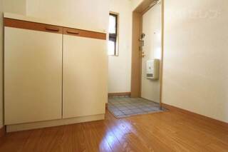 303号室