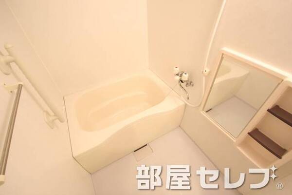 バスルームでごゆっくり。