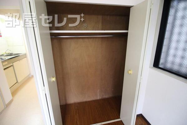 家具はどう設置しますか。