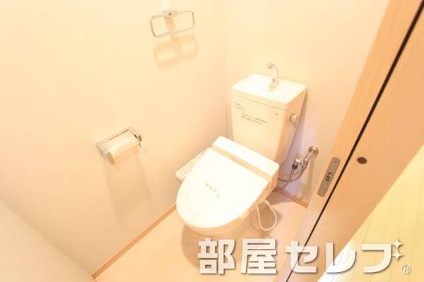 ウォシュレット付きのお手洗いです。