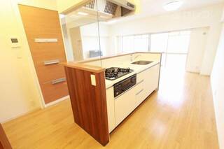 キッチン周りが広いのでお料理はかどりますね。