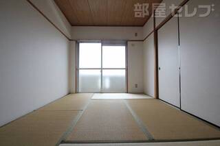 落ち着きのある和室