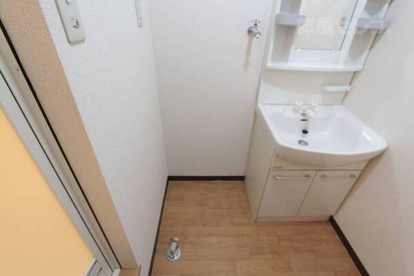 ※202号室室内参照
