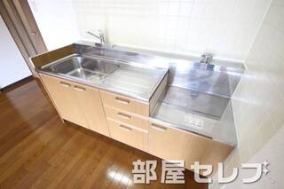 広くて使いやすいキッチン。