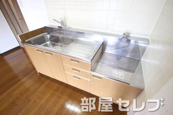 広くて使いやすいキッチン。