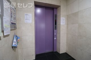 エレベータ付きです。