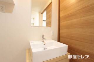 洗面台もおしゃれな形