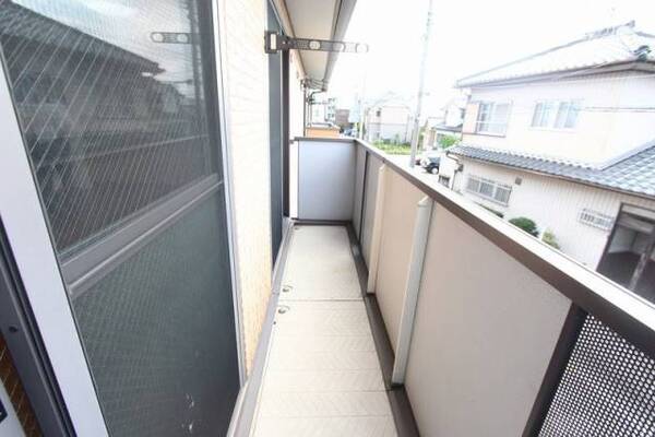※202号室の写真参照