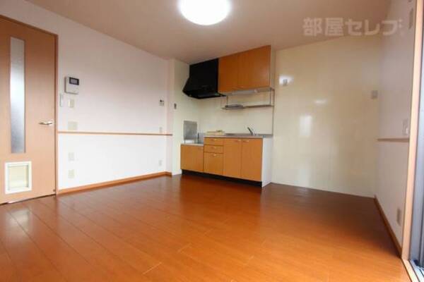 ※202号室の写真参照
