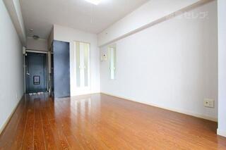 姿見を新しく設置したお部屋です。