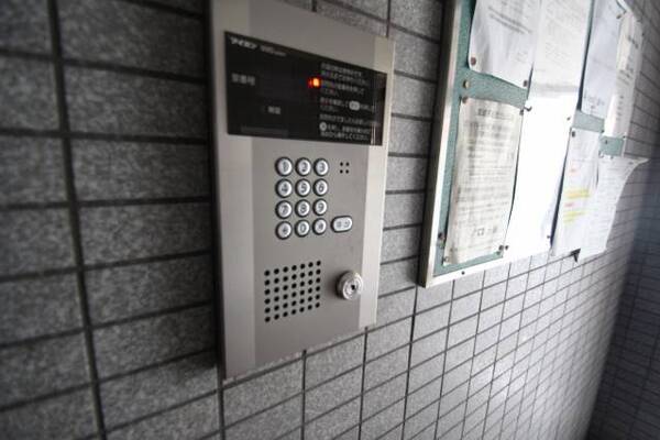オートロック完備です。