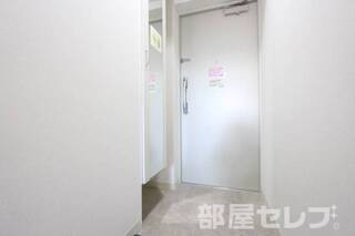 ※201号室の写真を流用しています。