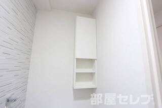 ※201号室の写真を流用しています。