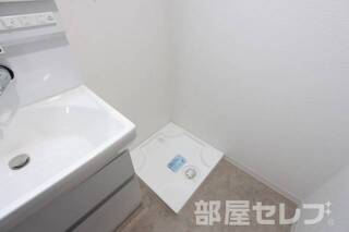 ※201号室の写真を流用しています。